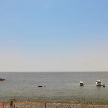 Junonia Maritimo Apartament *